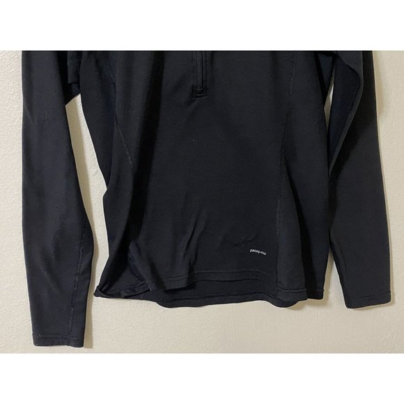 Patagonia Women's Capilene Long Sleeve 1/4 Zip Medium Pullover Black Base Layer - Picture 3 of 7